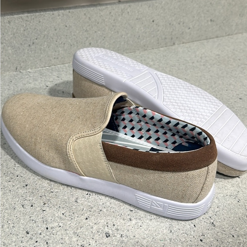 Ben Sherman Men’s dress tennis shoes/ Slip ons
